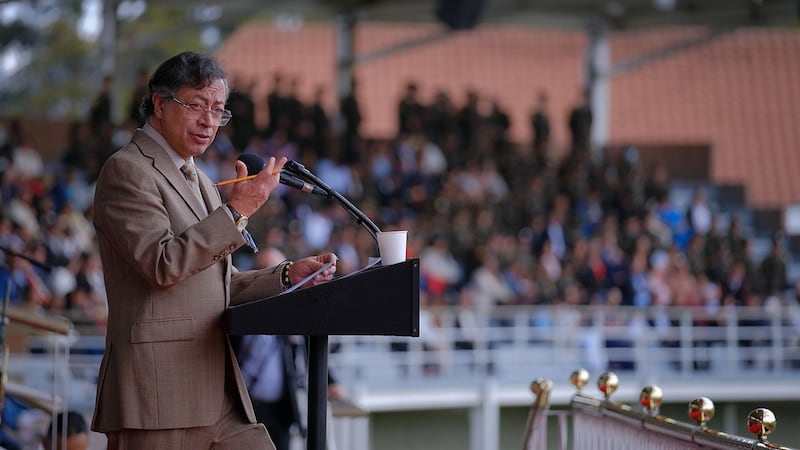 “Se ha incautado la mayor cantidad de cocaína en la historia del mundo”: Petro saca pecho en ceremonia policial