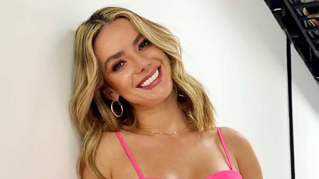 Elianis Garrido le ha contestado a quien era su amiga y aseguró que su cirugía la pagó con dinero honrado porque ella no le “lava plata a nadie”.