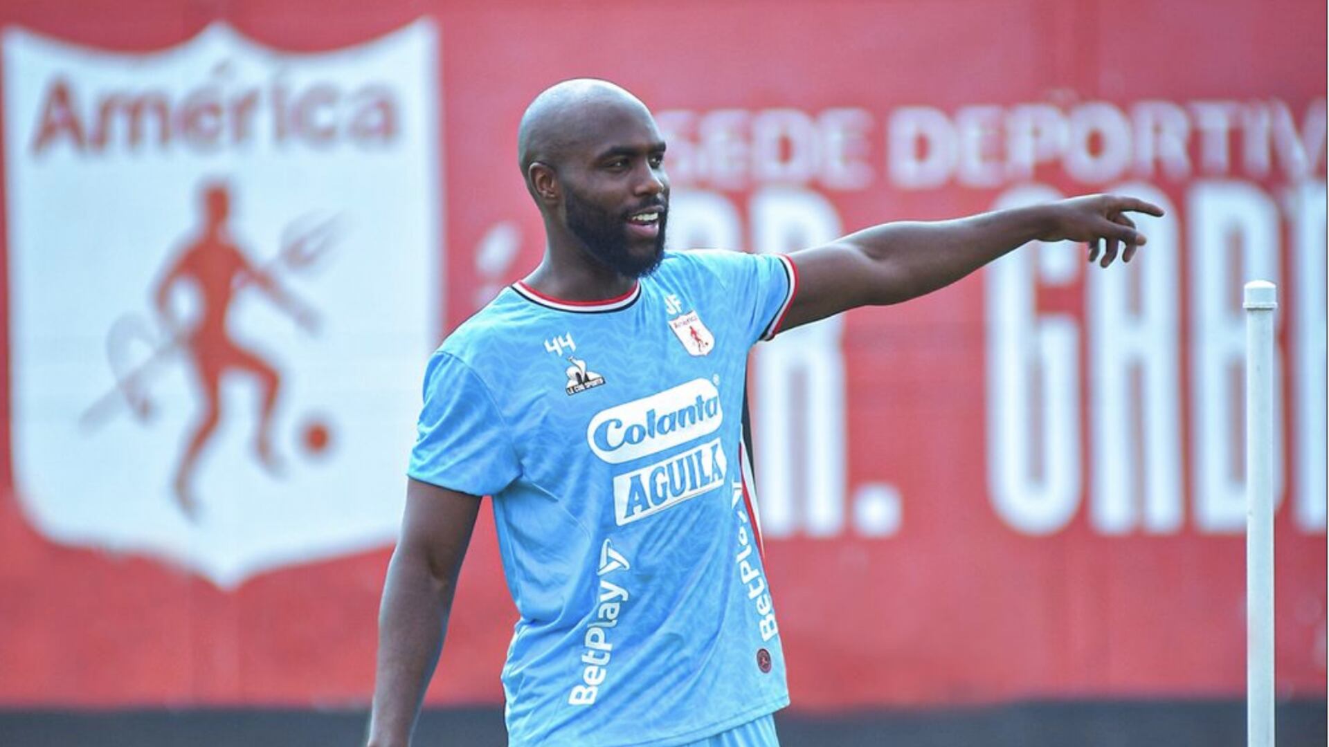 Éder Álvarez Balanta dijo que no está listo para jugar en América de Cali