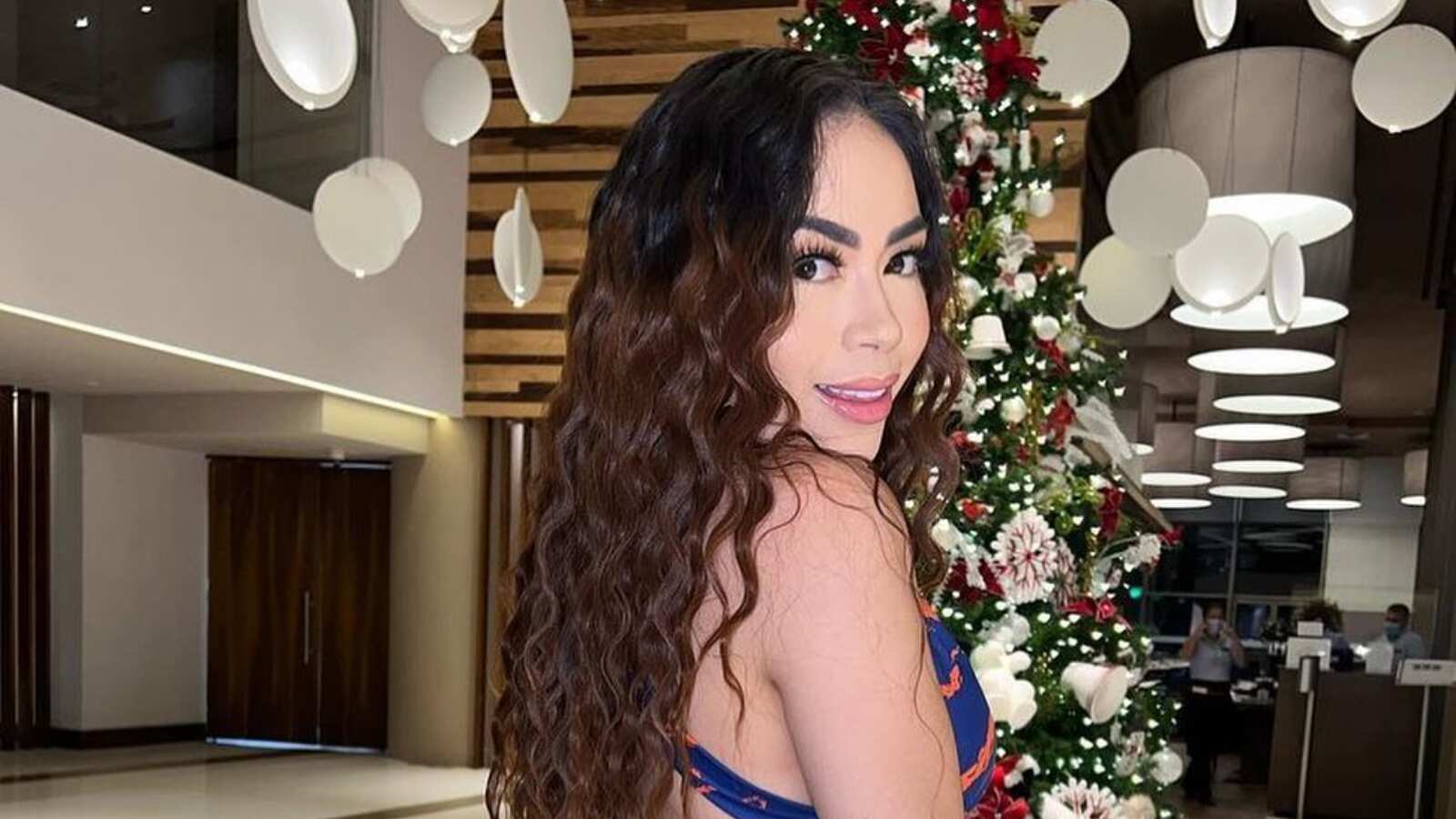 Epa Colombia y su nuevo video romántico con Karol Samantha.