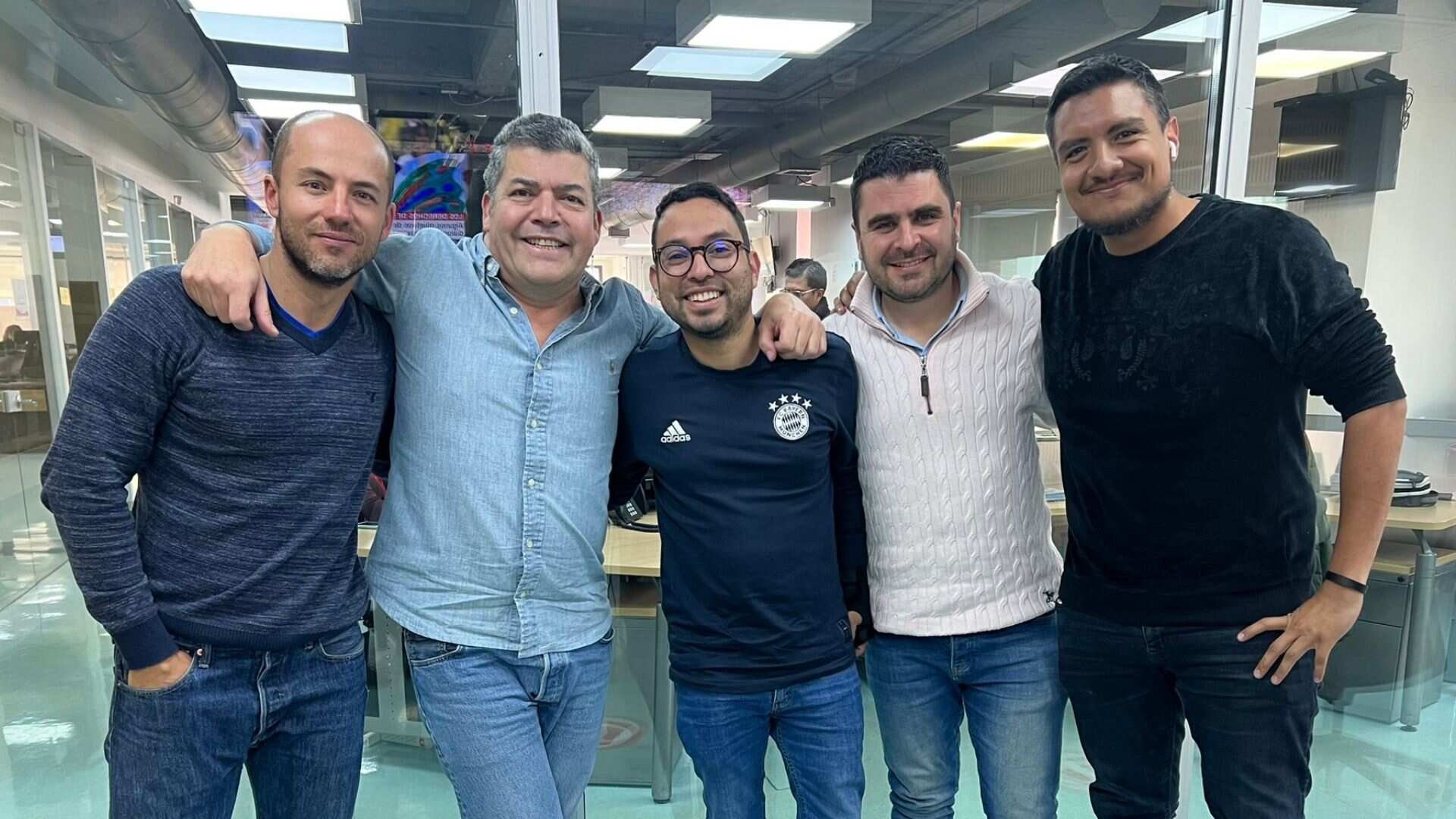 Steven Arce se despidió de sus compañeros de un programa de Caracol Radio.