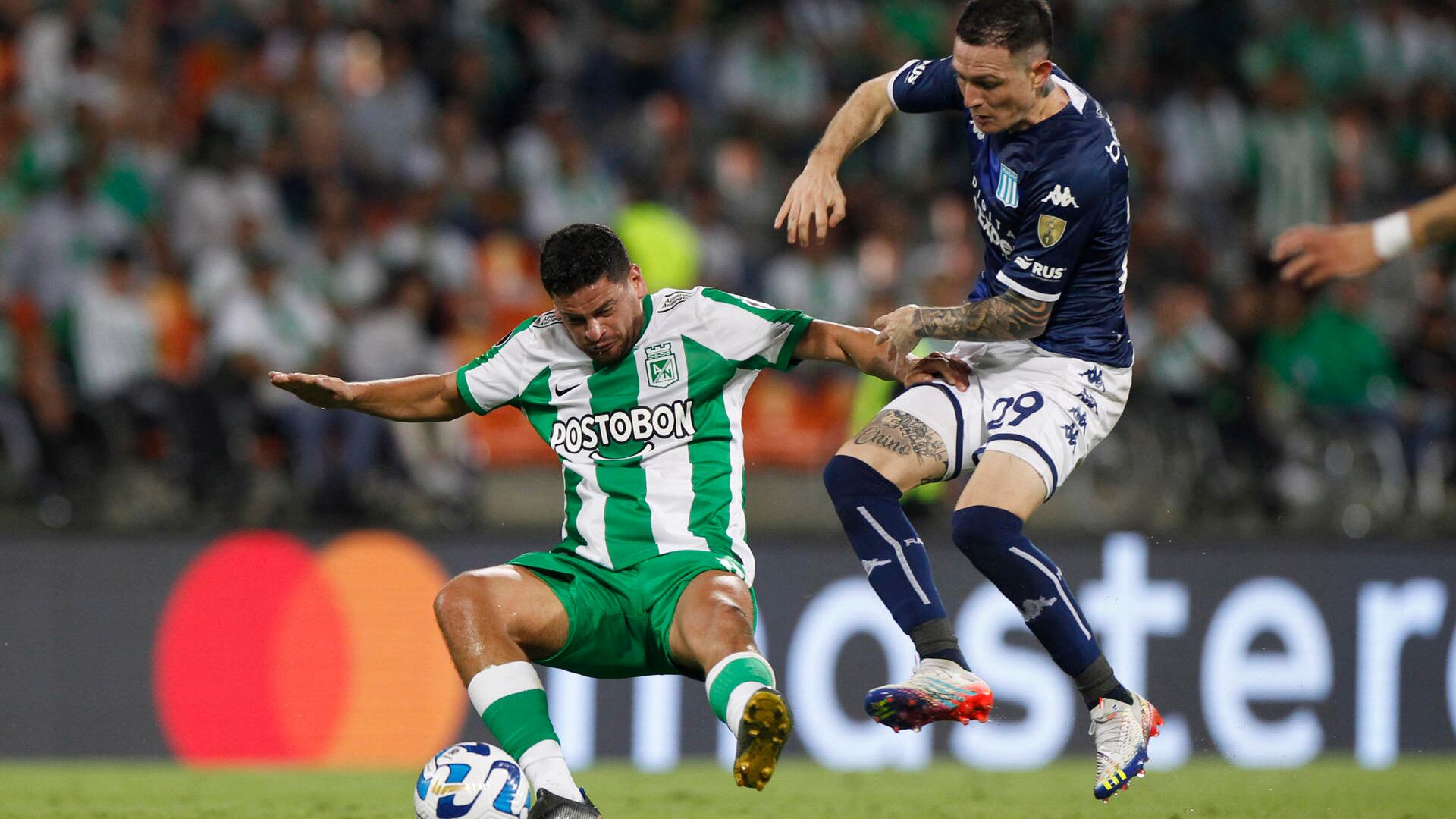 Hasta la misma Conmebol cuestionó penal de Racing en contra de Nacional