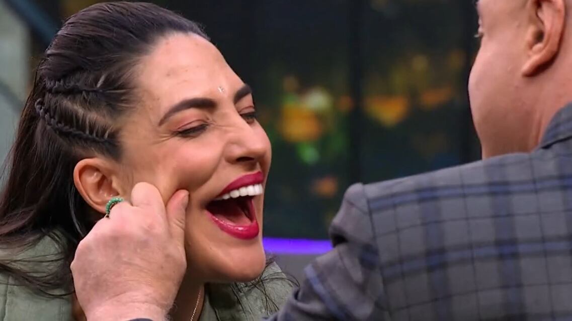 Carolina Cuervo ganó un cachete de Jorge Rausch luego que este le confesó que le salvó la vida tras lo ocurrido con Dominica Duque.