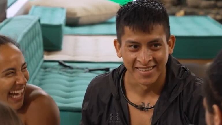 Yan del Desafío The Box se ha ganado el cariño de los seguidores por sus ocurrencias y por ser quién saber cómo sacarles los chismes a los demás compañeros.