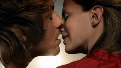 Se revela la clave de un beso perfecto y tiene que ver con la genética