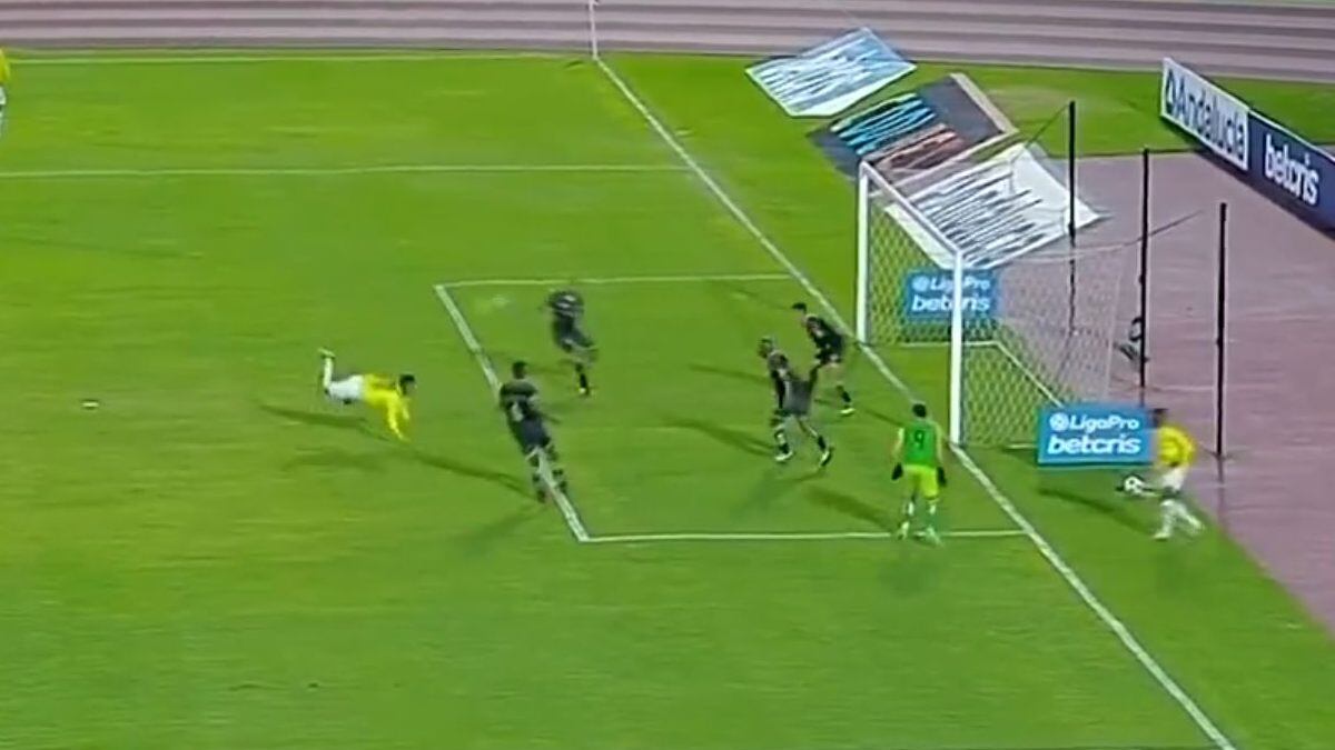 Magnifico golazo de ‘escorpión’ es pedido para ser nominado al premio Puskás