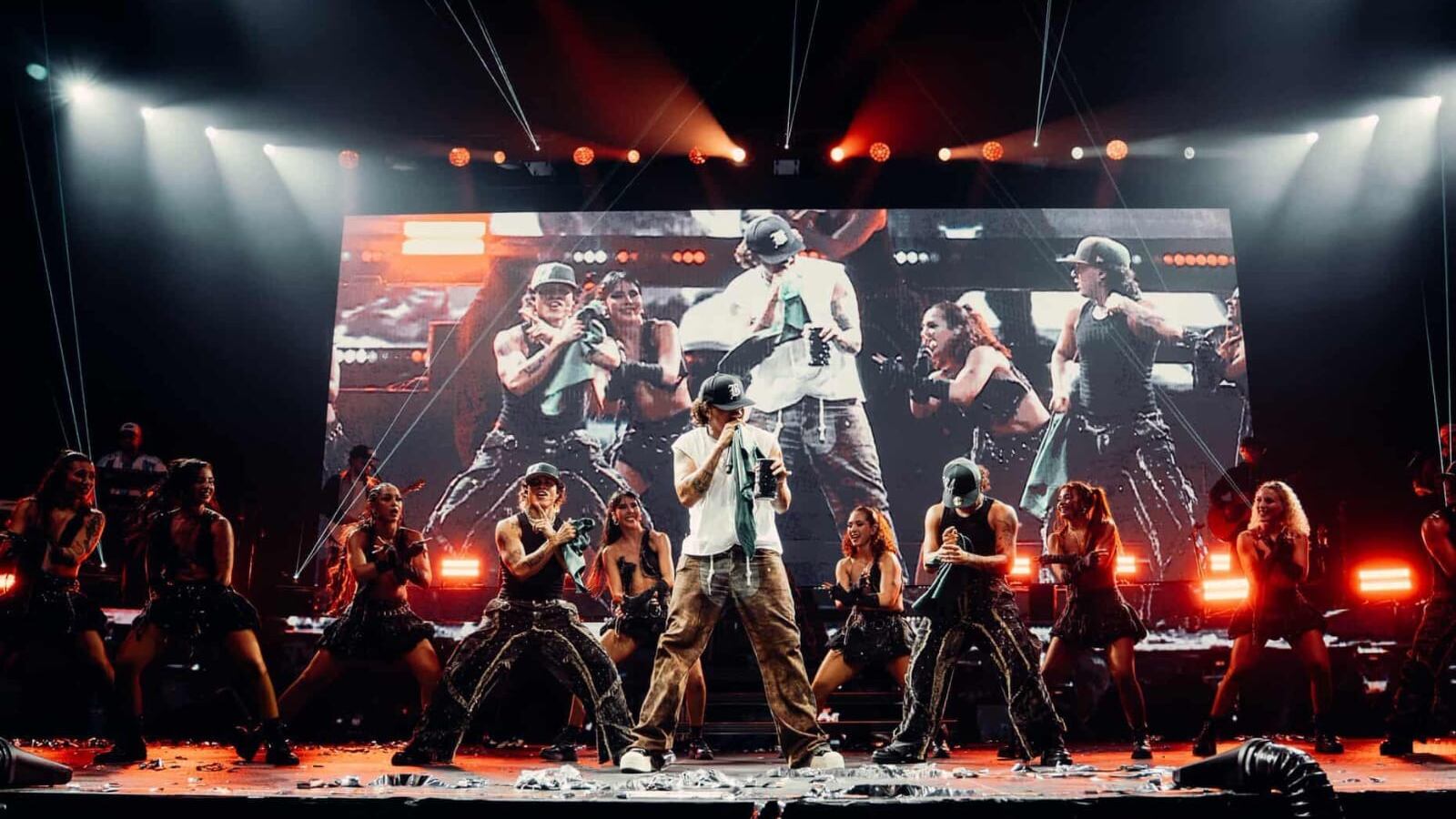 Foto Beéle consolida su éxito global mientras crece la expectativa por una colaboración con estrella colombiana.