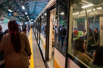 Daño en los rieles del Metro de Medellín.