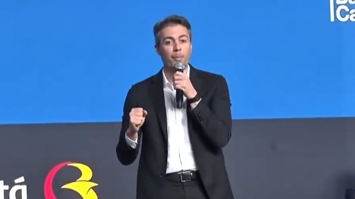 Rechazan participación Daniel Quintero en Asobancaria.