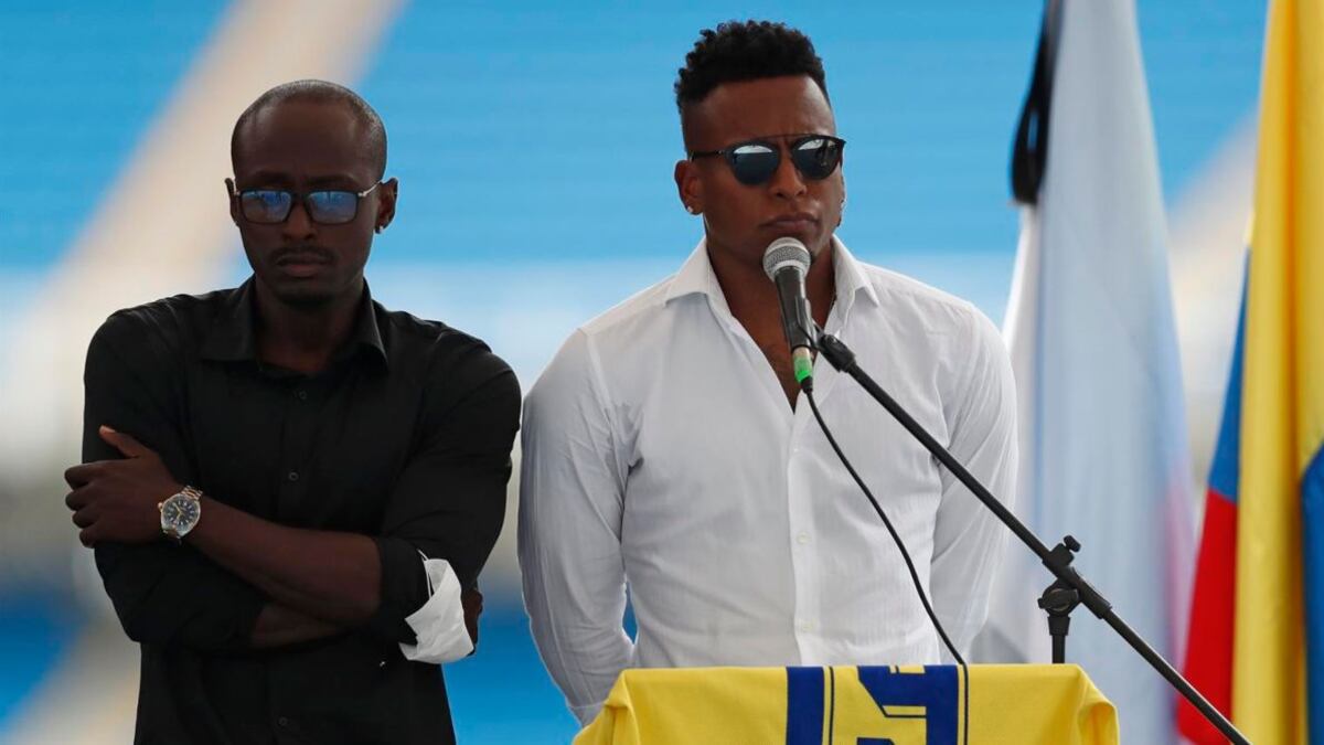 Hijo de Freddy Rincón quedó conmovido por el masivo acompañamiento al sepelio