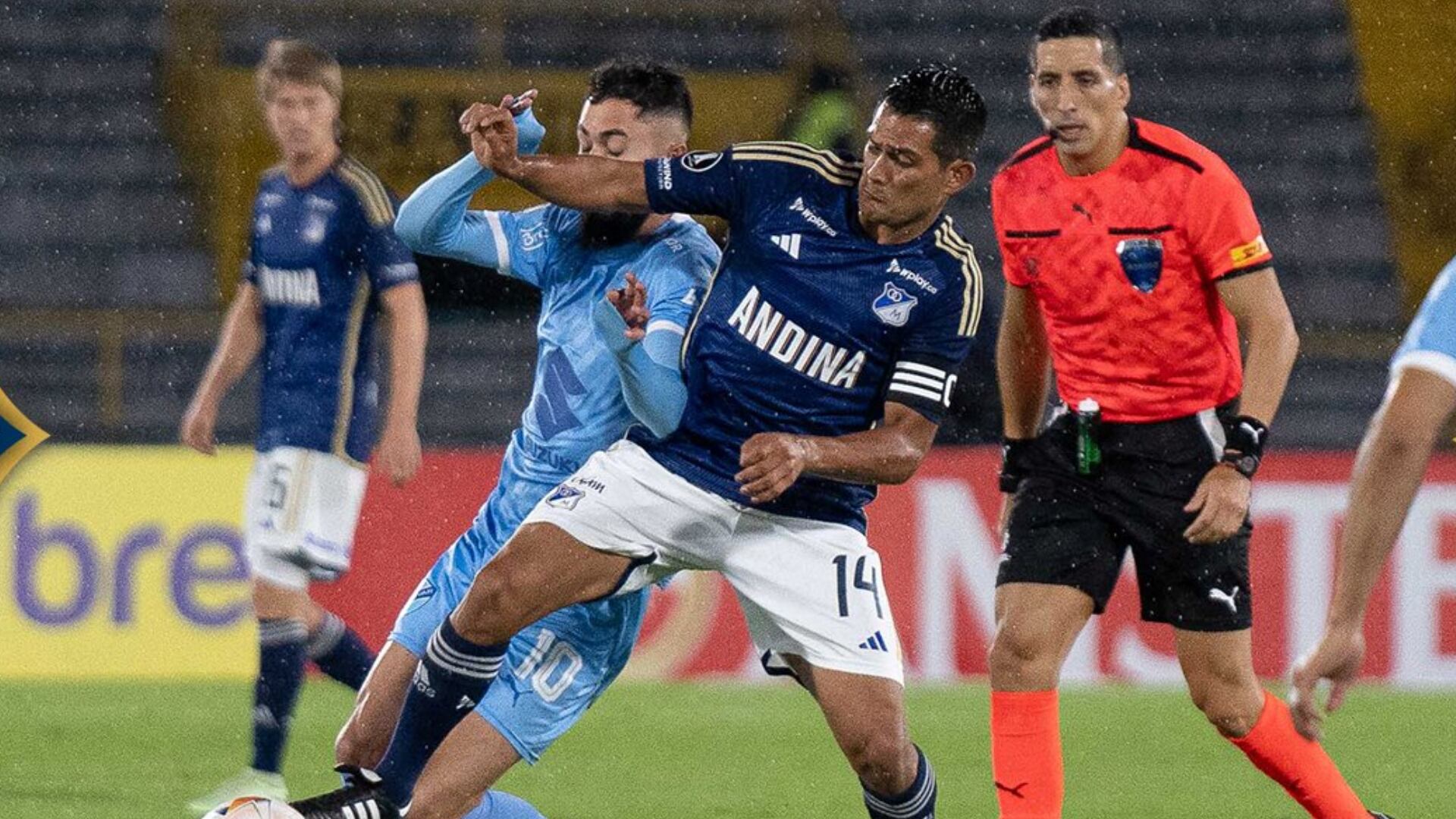 Periodista acusó al técnico del Bolívar de quemar tiempo