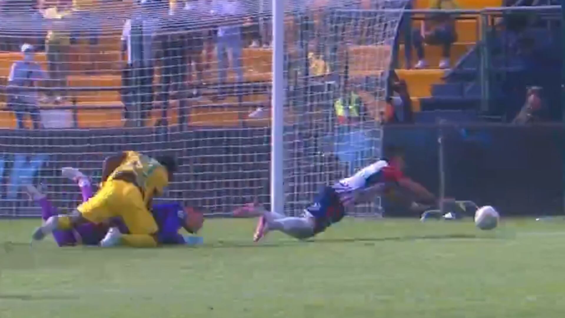 Penal al Junior vs. Bucaramanga - Foto: Captura de Win Sports