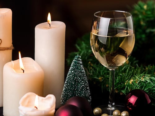 Cómo escoger un buen vino para sorprender a la familia en las celebraciones de fin de año