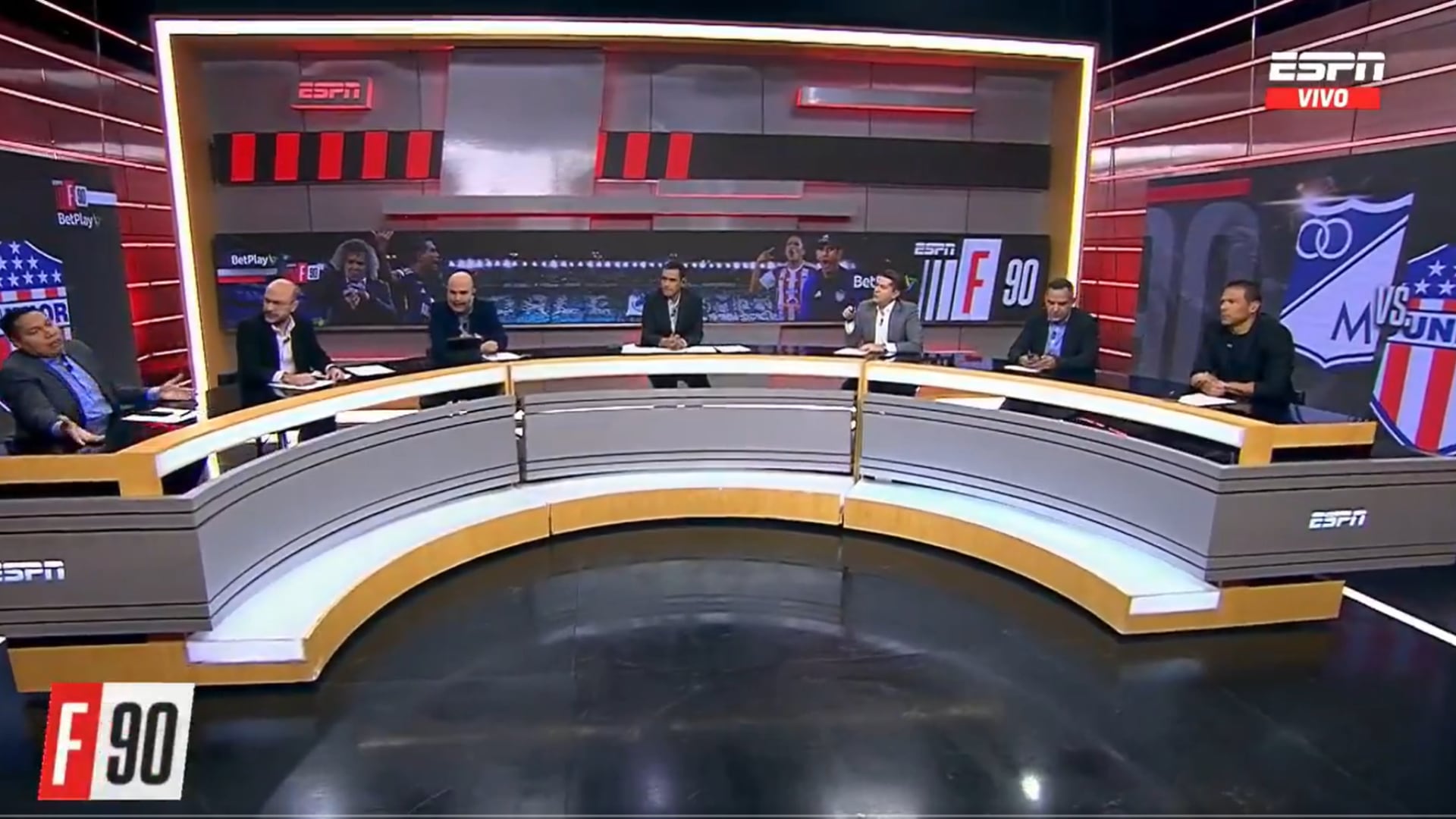 Periodista de ESPN aseguró que los árbitros siempre le ayudan al Junior