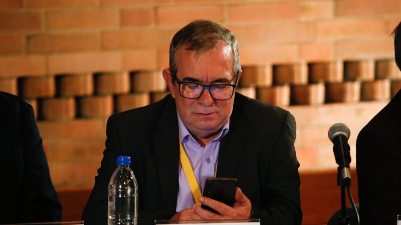 “Parece chiste”: critican ‘vaga’ respuesta de ‘Timochenko’ tras preguntarle por reforma a la salud