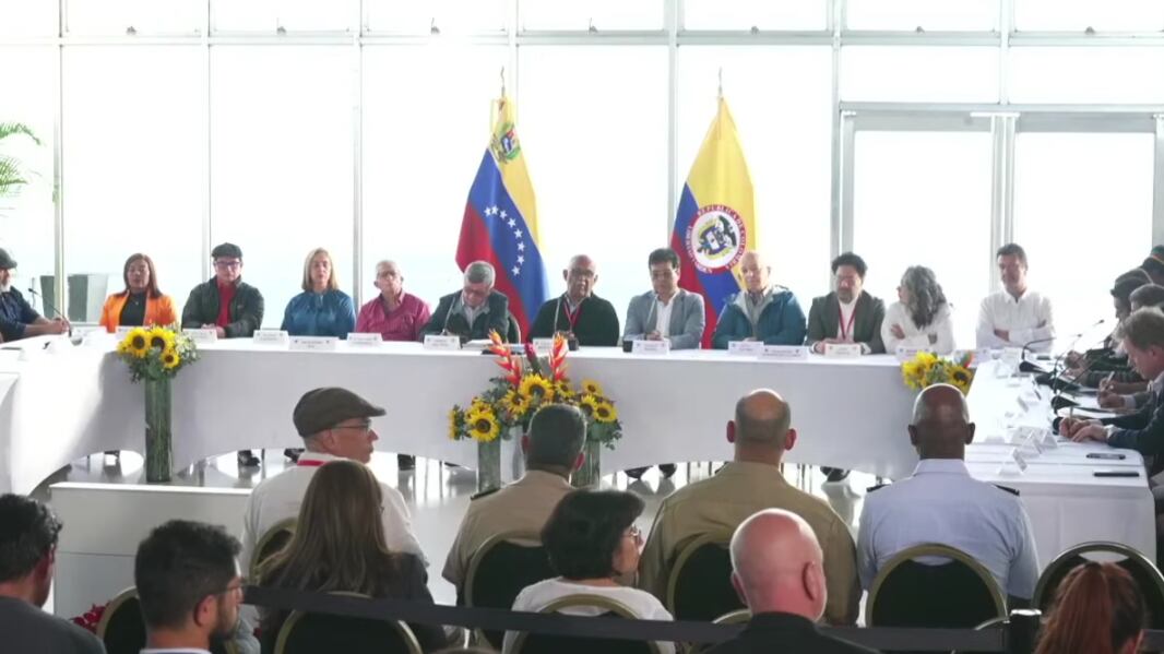 Este 21 de noviembre de 2022 se retomaron los diálogos con el Eln.