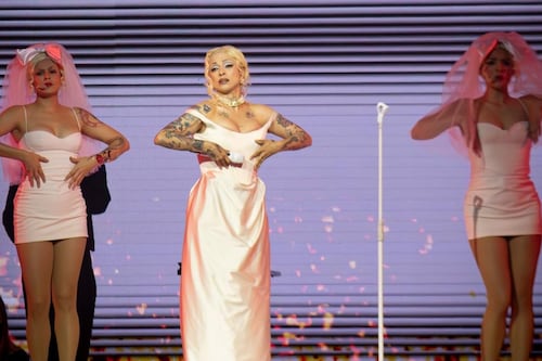 Mon Laferte paralizó Bogotá con su voz y su magia: así fueron los mejores momentos de su concierto