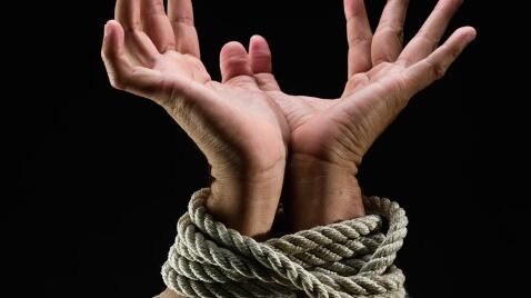 Víctima de secuestro y robo cuenta cómo le sustrajeron su vehículo al aceptar una carrera por aplicación.