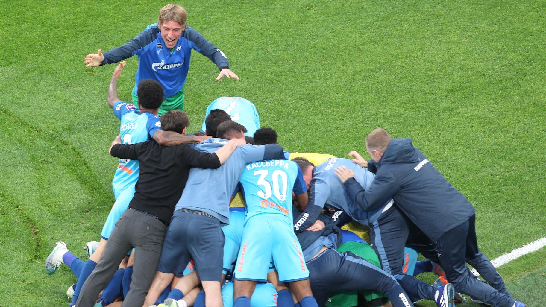 Wilmar Barrios no rebaja título: desde que llegó, el Zenit fue el campeón