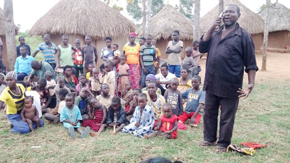 Musa Hasahya y parte de su familia