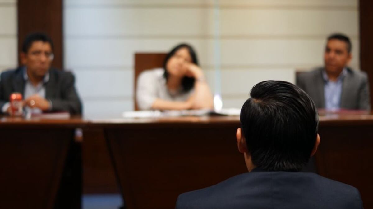 El padre se divorció de la madre hace 18 años y se enfrentó por segunda vez a las autoridades al negarse a pagar la pensión a una hija que no quiere ni trabajar ni estudiar