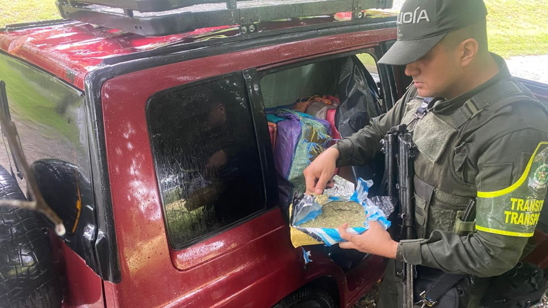 Importante golpe a la finanzas del narcotráfico: incautan 550 kilos de marihuana en carreteras del Cauca