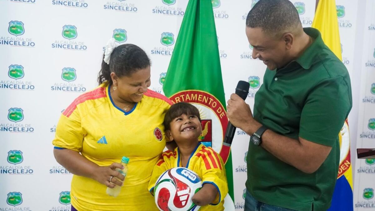 Ian, niño con discapacidad, cumplirá el sueño de ver a la Selección Colombia en el Mundial