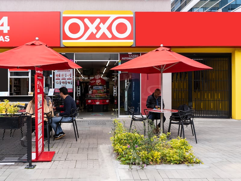 OXXO avanza hacia un modelo de sostenibilidad que une innovación, comunidad y compromiso ambiental