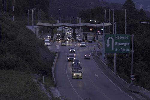Anuncian cierre total nocturno del Túnel de Oriente que conduce al aeropuerto José María Córdova