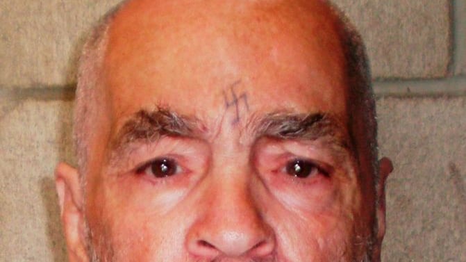 asesino en serie Charles Manson fue hospitalizado
