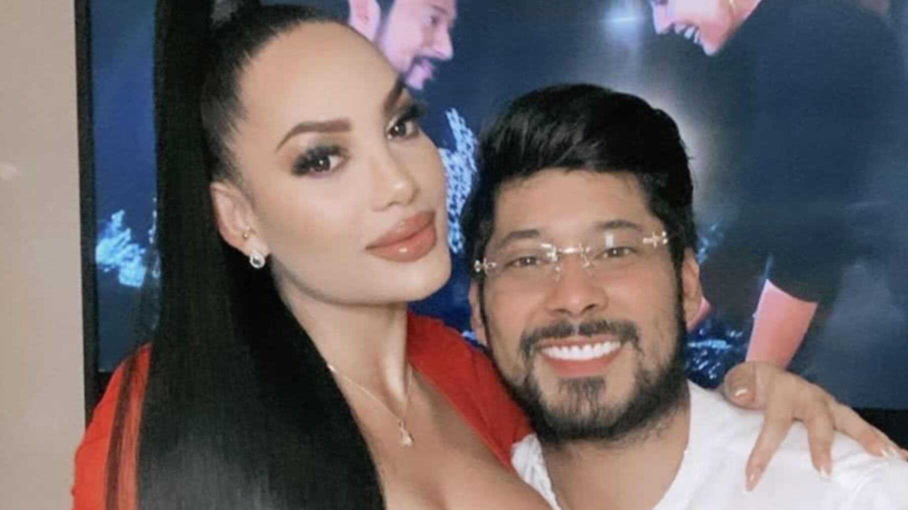 Andrea Valdiri y Lowe León