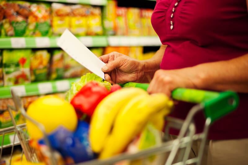 Seguir algunos consejos sencillos y fáciles de implementar a la hora de comprar puede suponer un importante ahorro. Foto: Freepik.