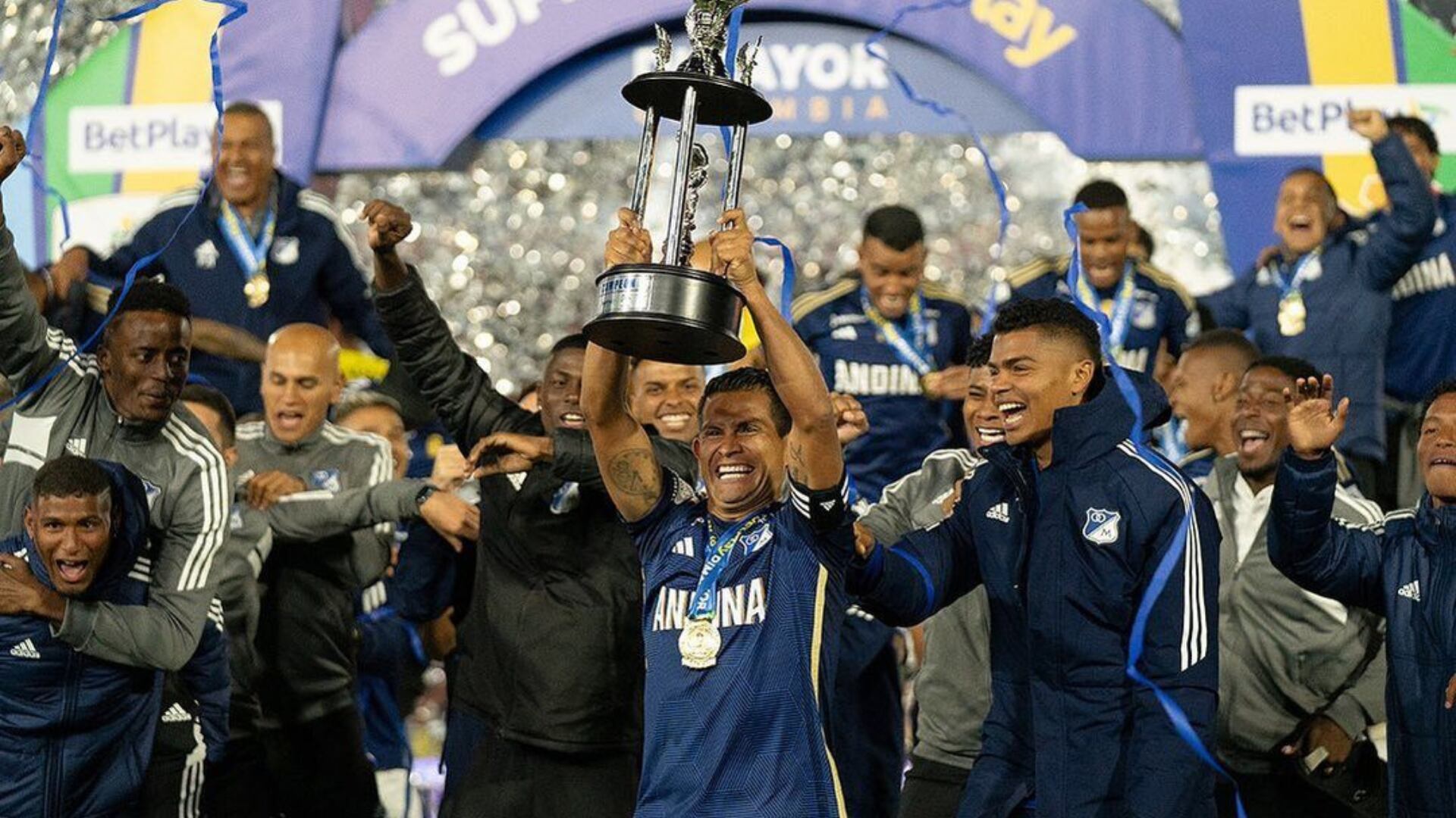 El video del enojo de Álvaro Montero con Macálister Silva en celebración de Millonarios.