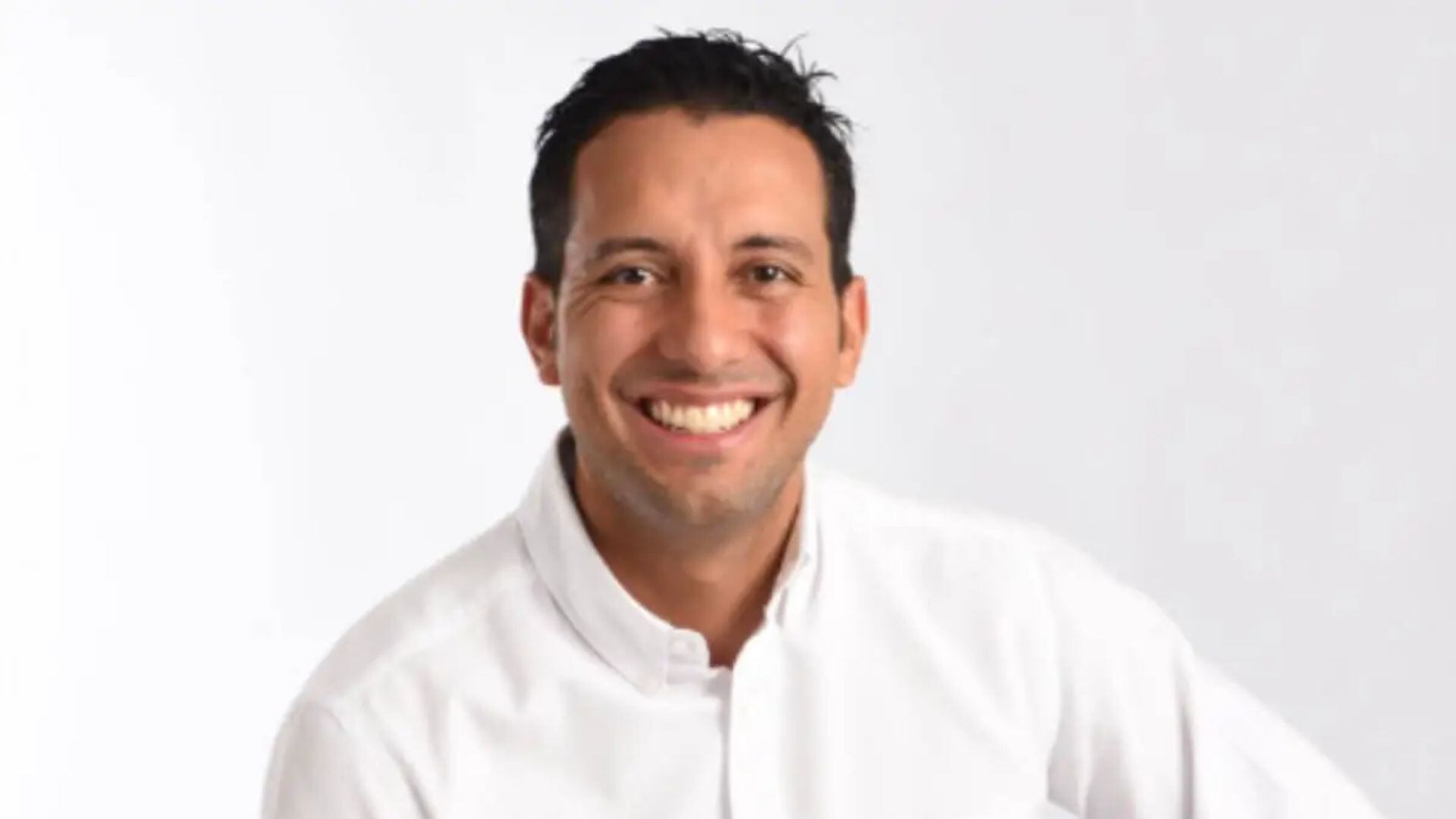 Julián López y escándalo