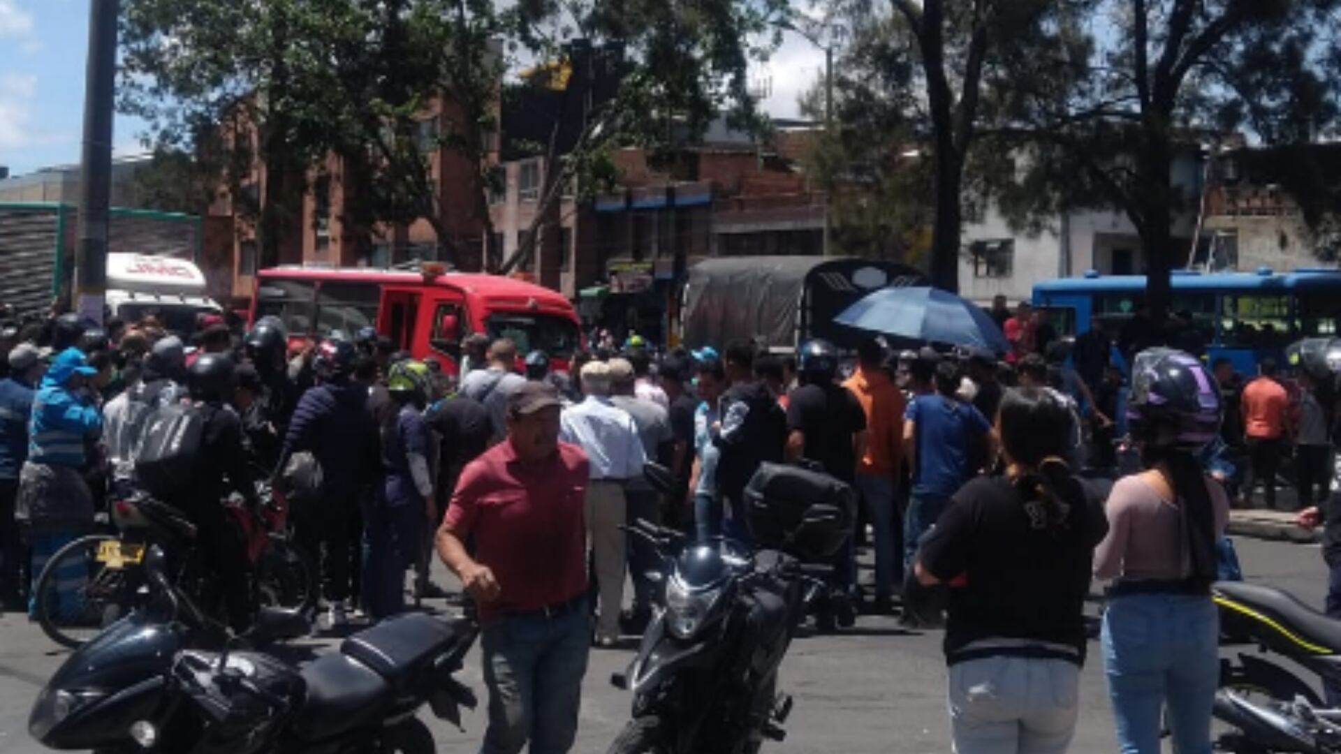 Tiroteo en la avenida Primero de Mayo en Bogotá.