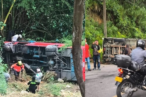 Detalles del impresionante accidente del bus que se fue a un abismo con 25 personas abordo, 6 fueron hospitalizadas