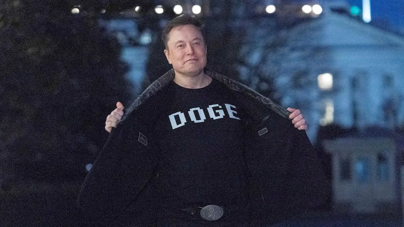 Elon Musk confirma el listado de celulares que tendrán Internet de Starlink gratis dentro de un mes