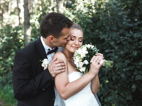 Casarse engorda: Estudio confirma que el matrimonio aumenta el riesgo de sobrepeso y obesidad