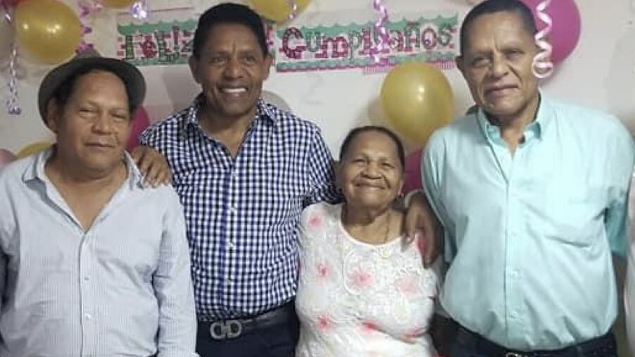 isauerl romero, del bionomio de oro con sao mamá Ana