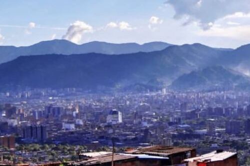 Indignación por anuncio de cese de acciones ilegales de los combos en Medellín por el Día de la Madre