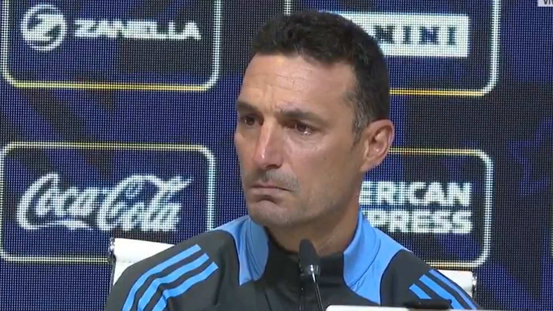 Entre lágrimas Lionel Scaloni cerró su última rueda de prensa en Argentina previo al Mundial