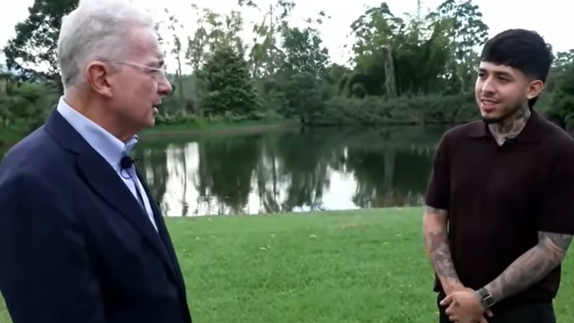 Álvaro Uribe le confesó a Westcol que durante su gobierno se cometieron violaciones de derechos humanos.