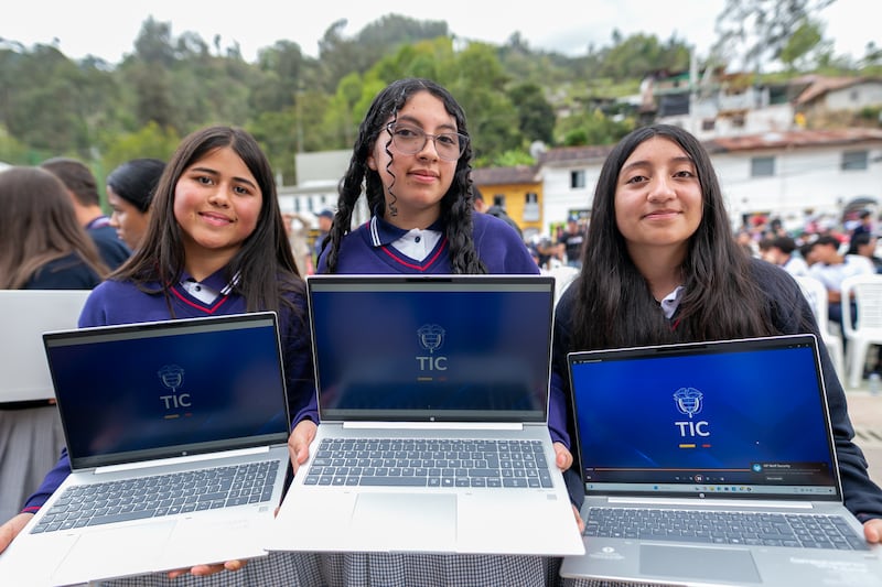 Colombia acelera su transformación digital y se posiciona como referente regional en IA