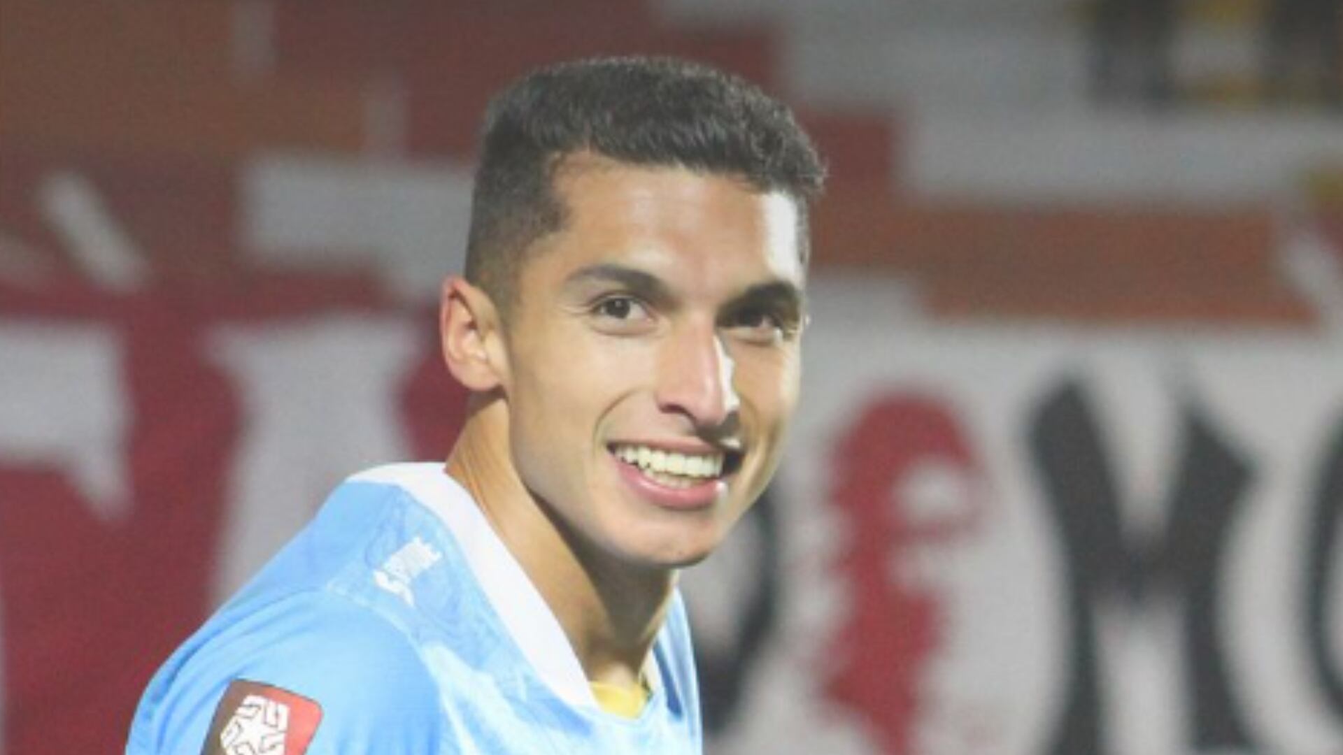 Jugador colombiano metió gol que recordó a Maradona y en Perú lo quieren nacionalizar
