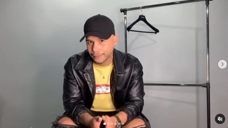 El estilista afectado compartió su testimonio en redes