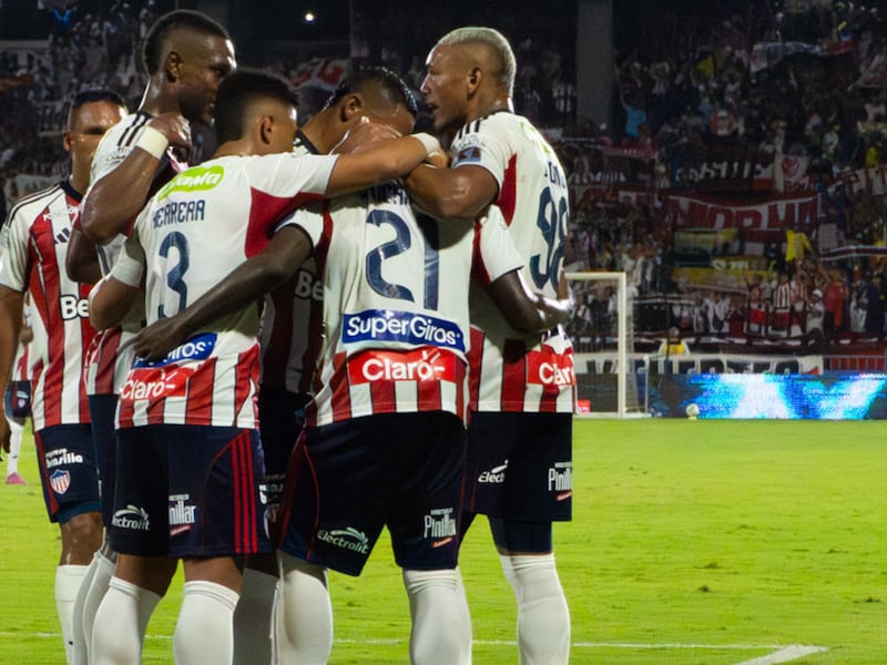 “Es una falta de respeto con nosotros”, jugador de Junior le echó el agua sucia a Jermain Peña tras su infantil expulsión