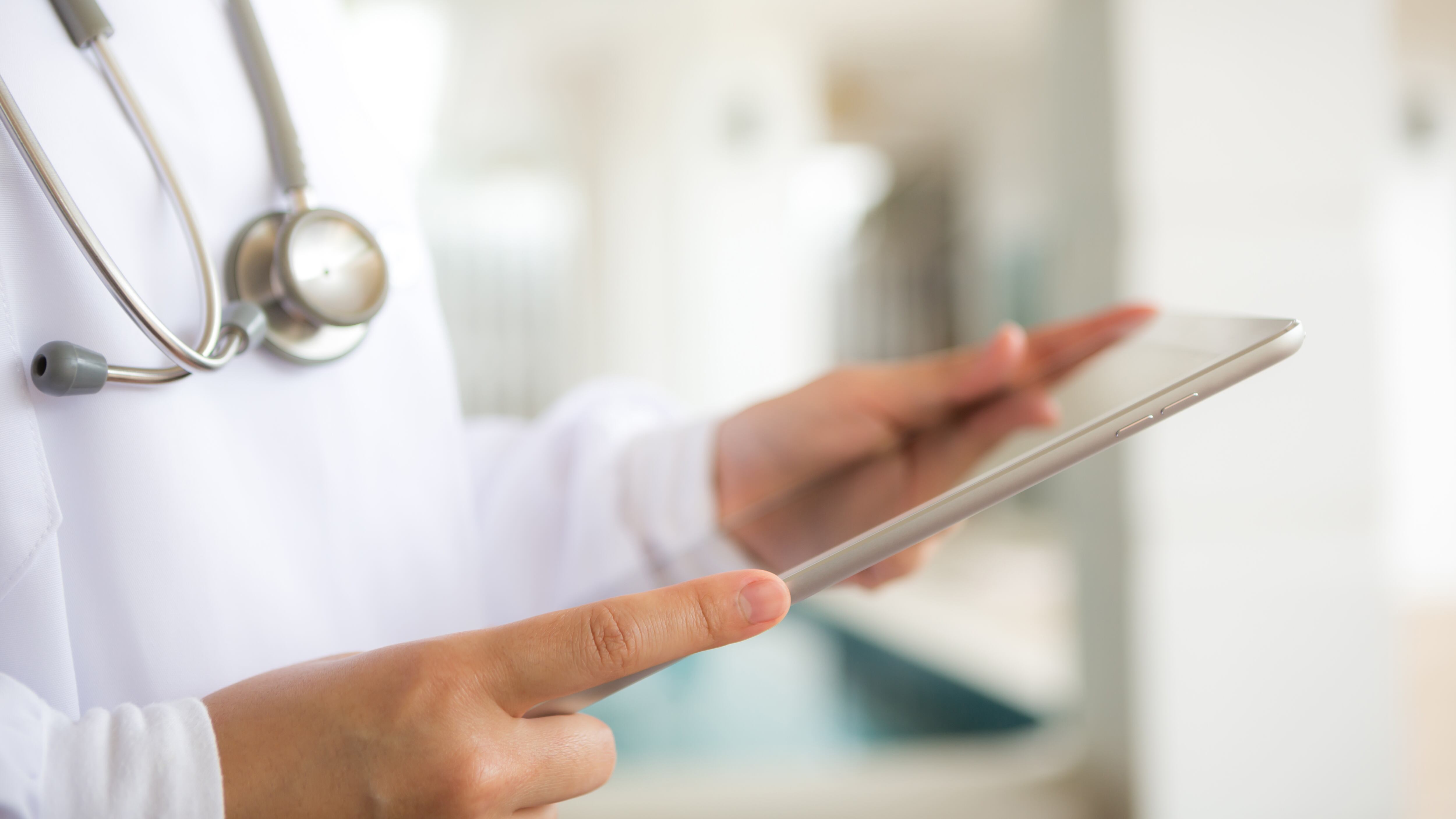 Mulher acusa unidade de saúde no Rio de Janeiro de violência obstétrica