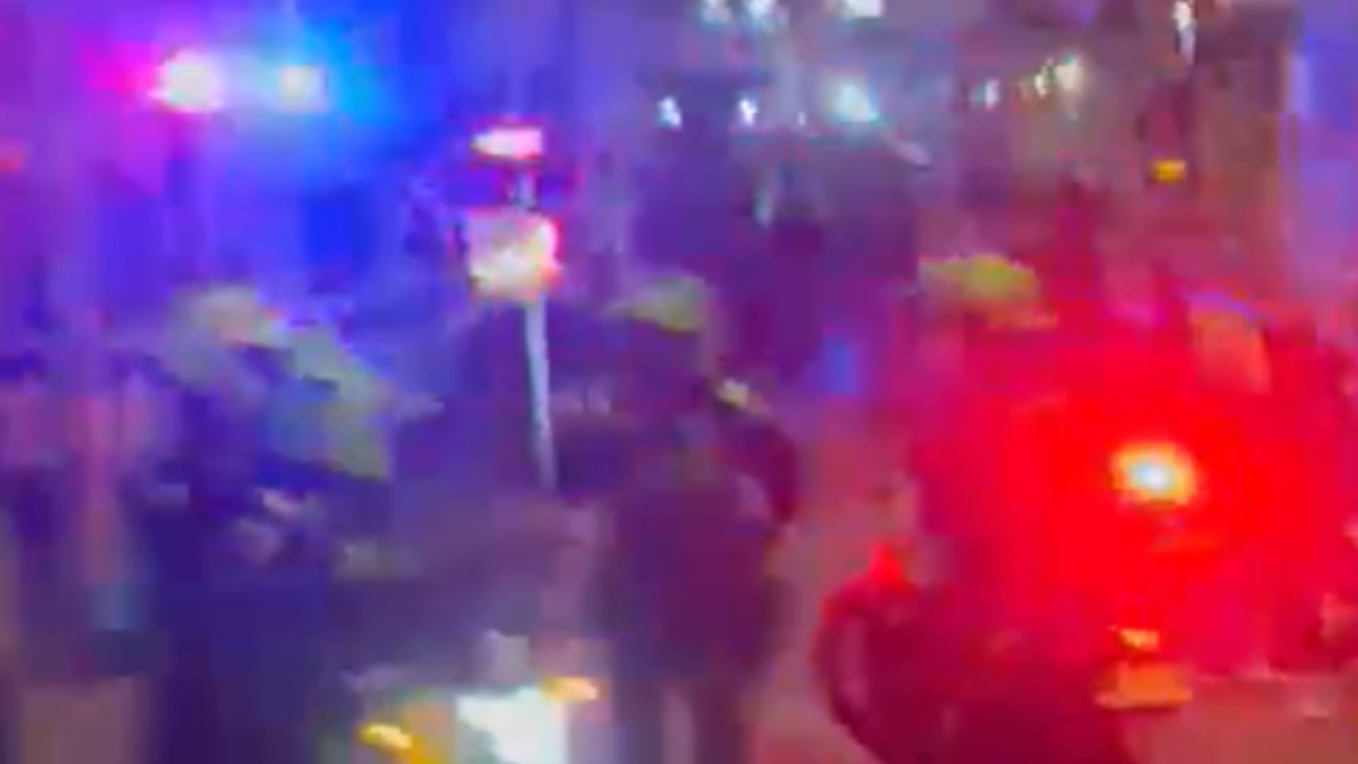 Pelea de hinchas de Atlético Nacional y Junior en Bogotá habría dejado dos personas fallecidas