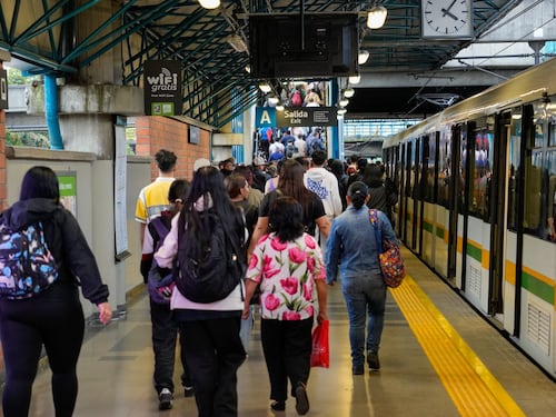 Cinco estaciones del Metro de Medellín fueron cerradas porque una persona se lanzó a las vías férreas