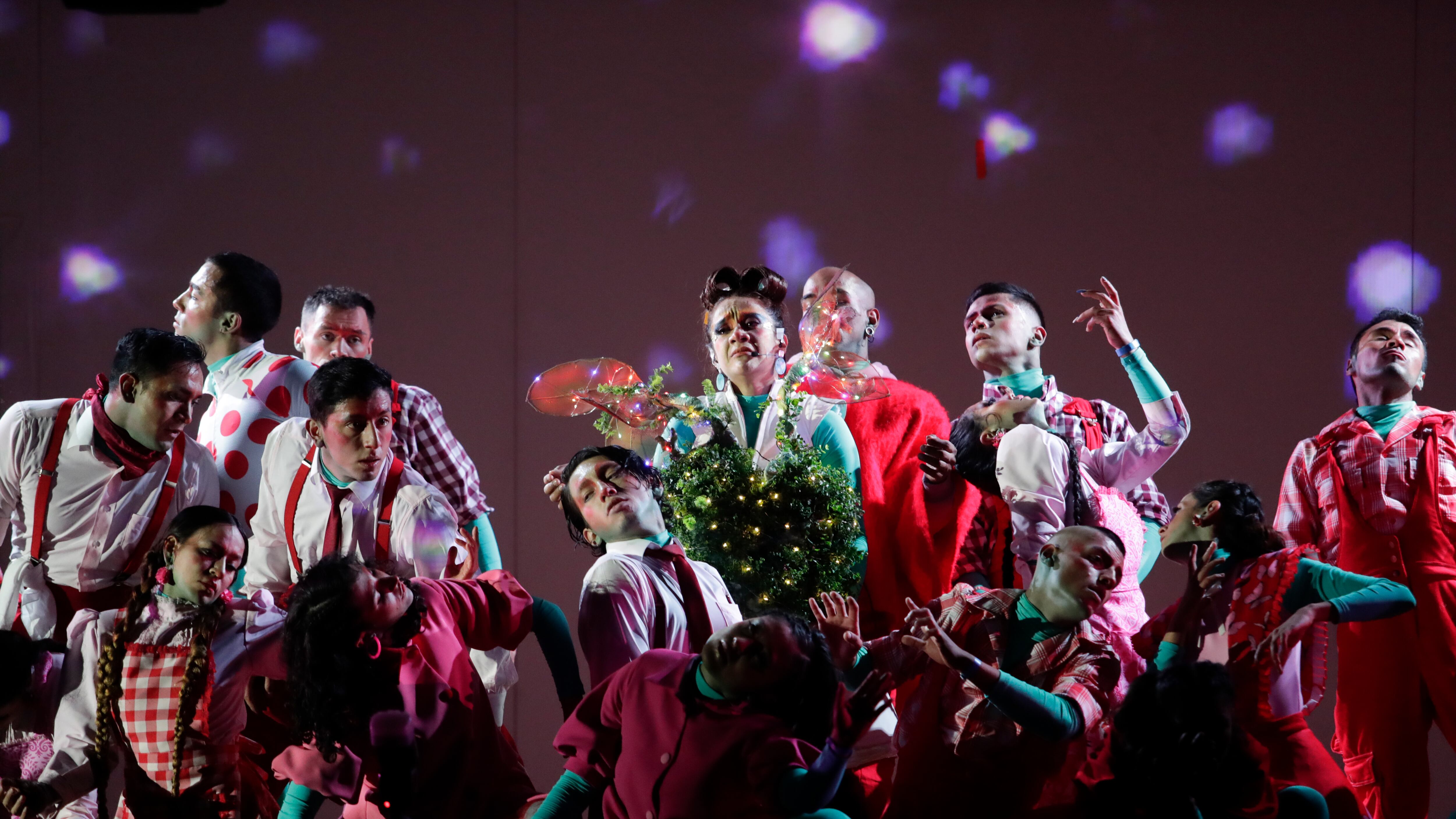 'El Árbol de la Abundancia', la obra de teatro con la que Bogotá celebra la navidad.
